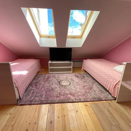 Аpartment For Lady Leilighet Tsjernivtsi Eksteriør bilde